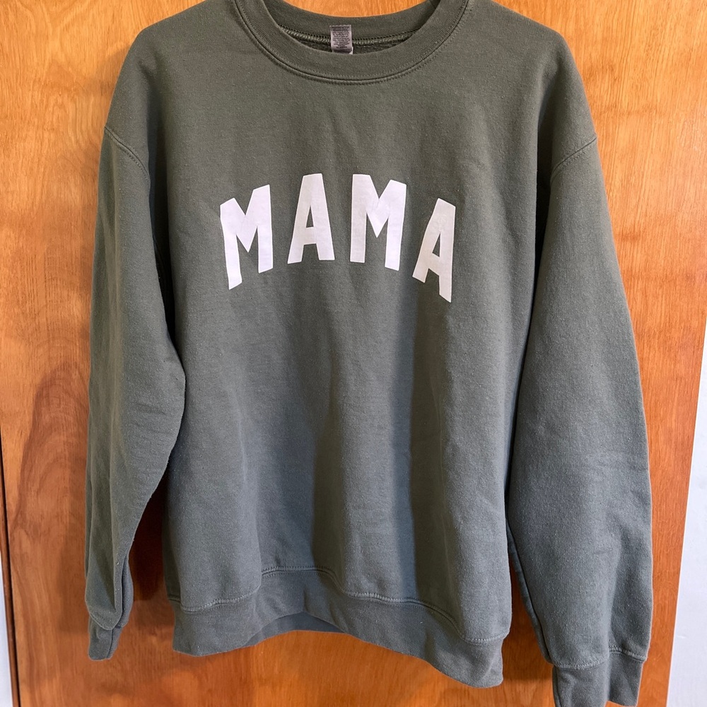 Green 'MAMA' Sweatshirt